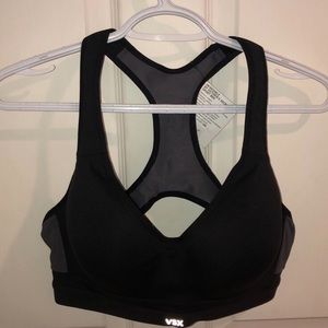 Victoria’s Secret Incredible Sports Bra - 38 C